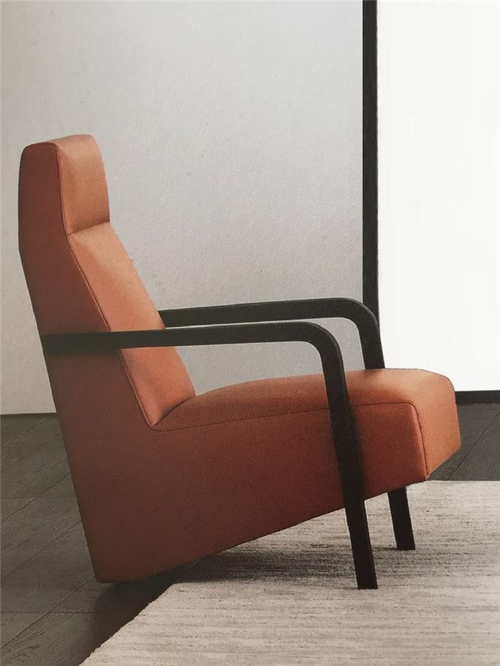 Custom Hotel Lobby Solid Wood Legs And Armrest Chair 2-legs Lounge Chair